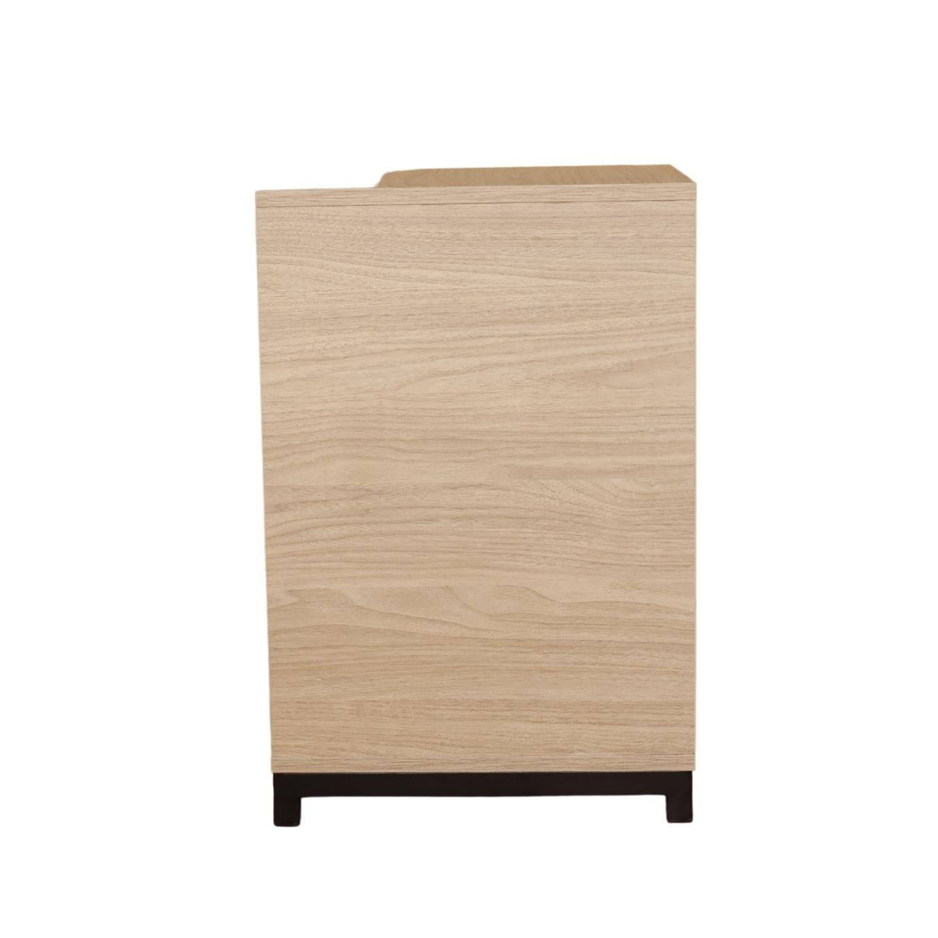 MADDY Pet Nook Side Table Mr. Chuck Pet Store